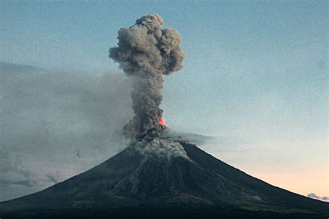 L'Eruzione del Monte Mayon nel 2018: un Promemoria Drammatico del Potere Inarrestabile della Natura e della Fragilità Umana